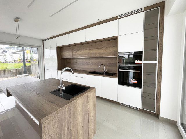 Kiadó családi ház, albérlet, Budaörsön 2000 E Ft / hó