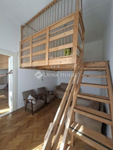 Eladó téglalakás, Budapesten, VIII. kerületben 63.9 M Ft