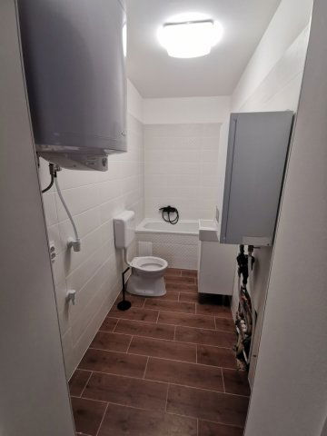 Eladó üzlethelyiség, Szigetváron 29.9 M Ft, 2+1 szobás