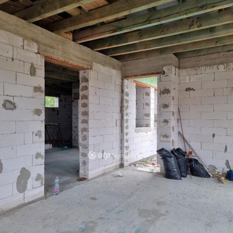 Eladó ikerház, Dabason 35 M Ft, 4 szobás / költözzbe.hu