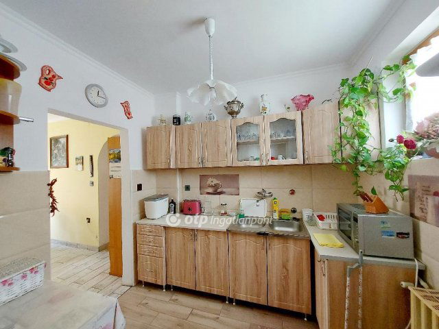 Eladó családi ház, Sátoraljaújhelyen 89.9 M Ft, 4 szobás