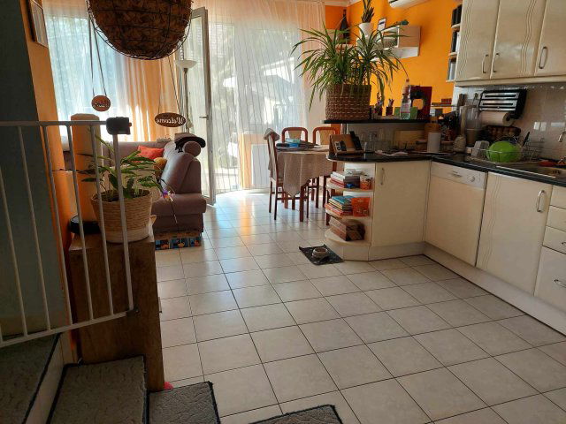 Eladó sorház, Kecskeméten 94.9 M Ft, 5 szobás