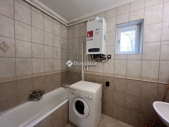 Eladó téglalakás, Budapesten, XX. kerületben 63.9 M Ft, 2 szobás