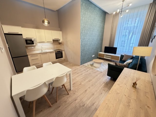 Kiadó téglalakás, albérlet, Kaposváron, Bajcsy-Zsilinszky utcában