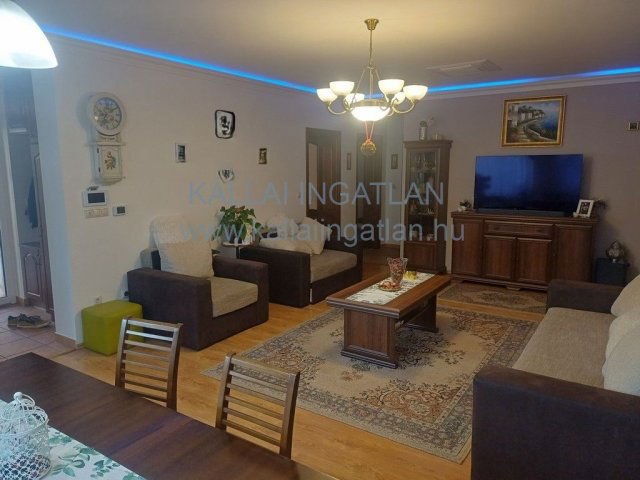 Eladó családi ház, Nyírtelken 105 M Ft, 3 szobás