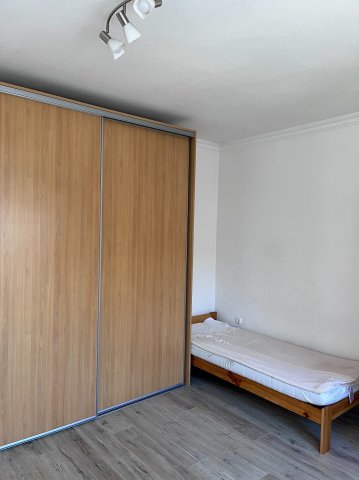 Kiadó téglalakás, albérlet, Pécsett 190 E Ft / hó, 2 szobás