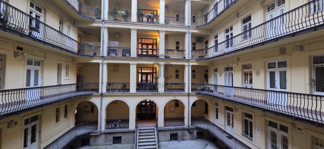 Eladó téglalakás, Budapesten, VIII. kerületben 119.99 M Ft