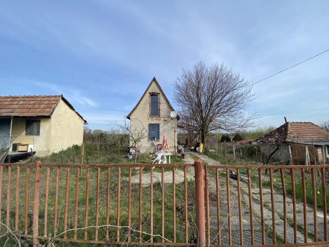 Eladó mezogazdasagi ingatlan, Komáromban 12.9 M Ft