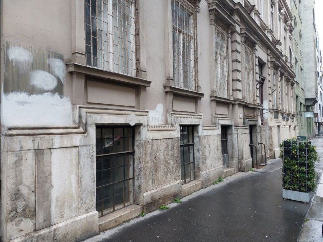 Eladó üzlethelyiség, Budapesten, IX. kerületben 48 M Ft
