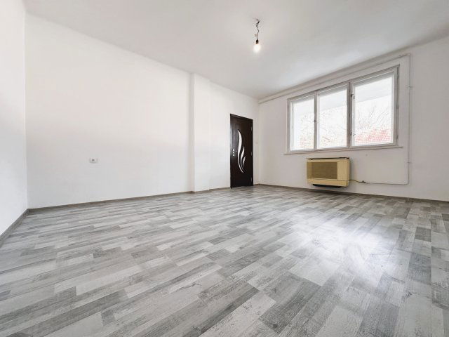Eladó családi ház, Békéscsabán 35 M Ft, 3 szobás