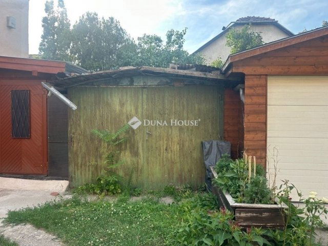 Eladó téglalakás, Budapesten, IV. kerületben 60.9 M Ft, 1 szobás