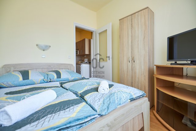 Eladó nyaraló, Hajdúszoboszlón 99 M Ft, 6 szobás