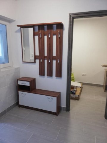 Kiadó téglalakás, albérlet, Komáromban 130 E Ft / hó, 2 szobás