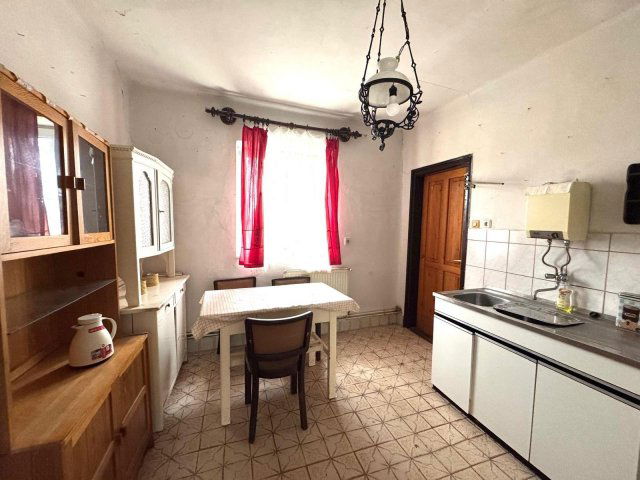 Eladó családi ház, Csabrendeken 24 M Ft, 2 szobás