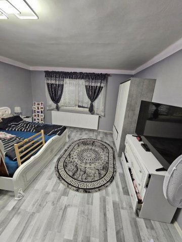 Eladó családi ház, Siklóson 50 M Ft, 3 szobás