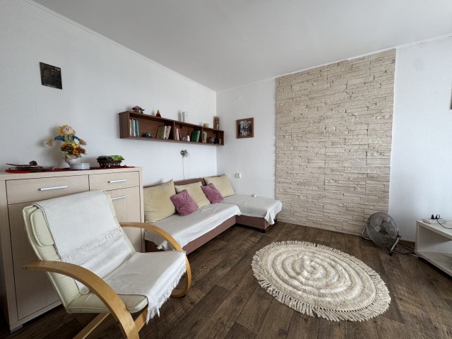 Eladó nyaraló, Balatonalmádiban 99.9 M Ft, 4 szobás