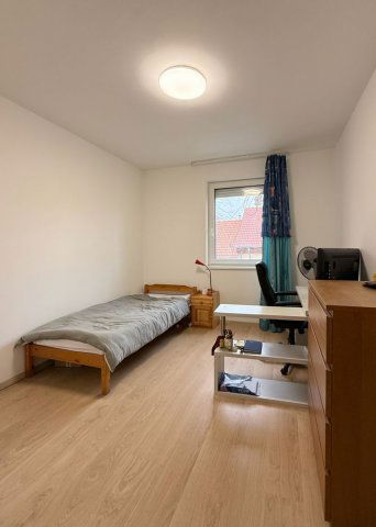 Kiadó téglalakás, albérlet, Debrecenben 250 E Ft / hó, 3 szobás