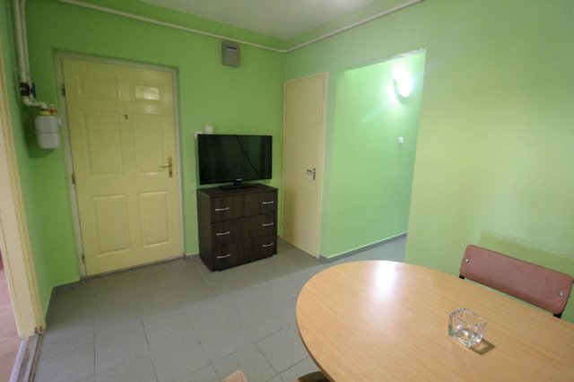 Kiadó téglalakás, albérlet, Debrecenben 350 E Ft / hó, 3 szobás