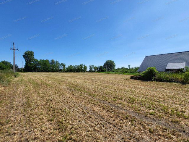 Eladó családi ház, Fábiánházán 13.9 M Ft, 2 szobás