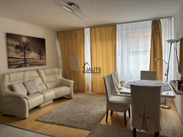 Kiadó téglalakás, albérlet, V. kerületben, Aranykéz utcában