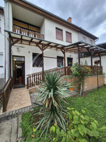 Eladó családi ház, Szigetváron 49.9 M Ft, 4 szobás