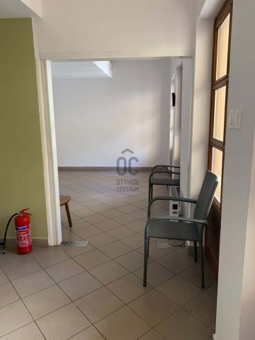 Kiadó iroda, Budapesten, III. kerületben 210 E Ft / hó