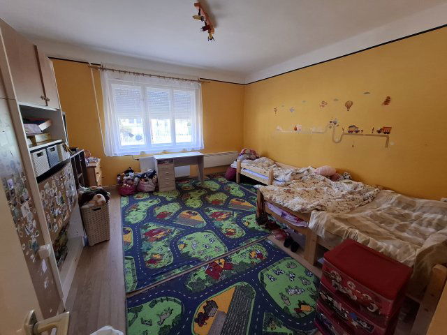 Eladó családi ház, Mendén, Locsodi utcában 68.5 M Ft, 4 szobás