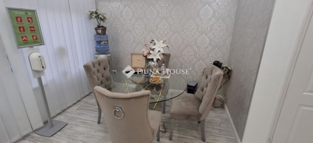 Eladó iroda, Halásztelken 72 M Ft / költözzbe.hu