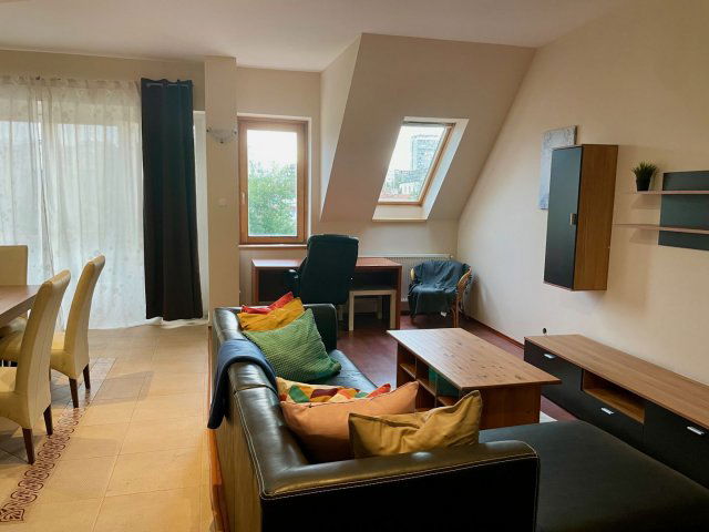 Kiadó téglalakás, albérlet, Debrecenben 350 E Ft / hó, 3 szobás