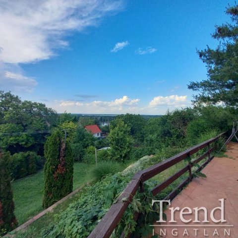 Eladó családi ház, Kulcson 89.9 M Ft, 3 szobás