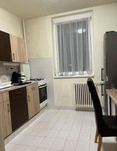Kiadó panellakás, albérlet, Debrecenben 270 E Ft / hó
