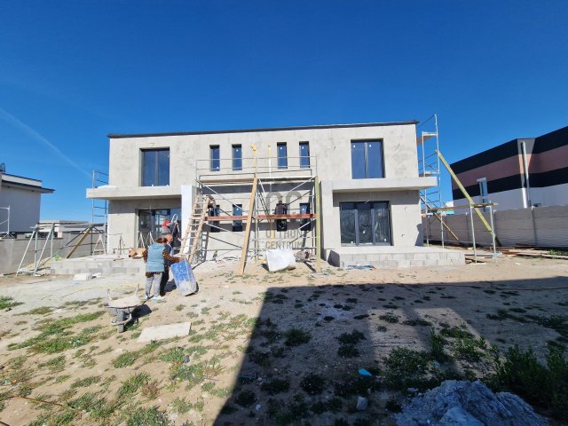 Eladó ikerház, Budapesten, XVIII. kerületben 149.99 M Ft