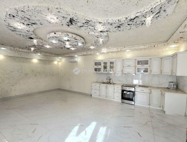 Eladó családi ház, Veresegyházon 116 M Ft, 3 szobás