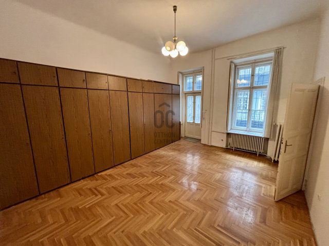 Eladó téglalakás, Budapesten, V. kerületben 201 M Ft, 4 szobás