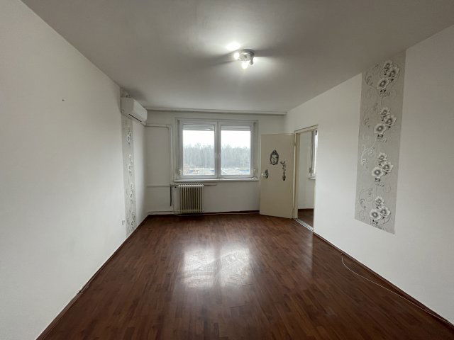 Eladó panellakás, Tiszaújvárosban, Mátyás Király úton