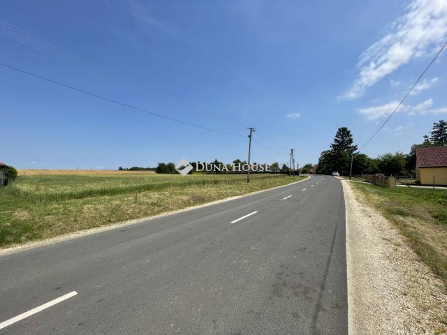 Eladó telek, Egyházasrádócon 21 M Ft / költözzbe.hu