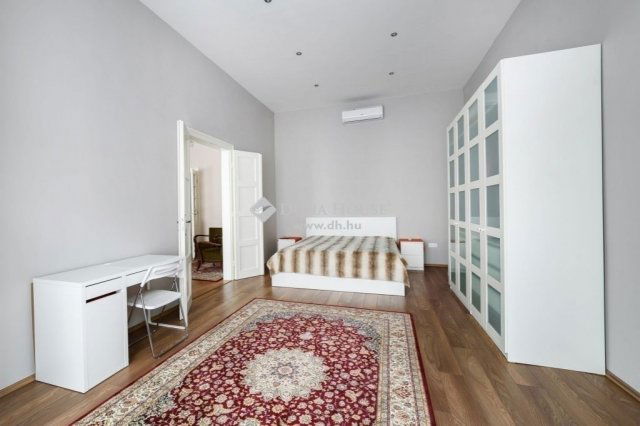 Eladó téglalakás, Budapesten, XI. kerületben 119 M Ft, 2 szobás