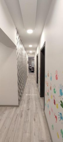 Eladó családi ház, Pápán 180 M Ft, 5+2 szobás