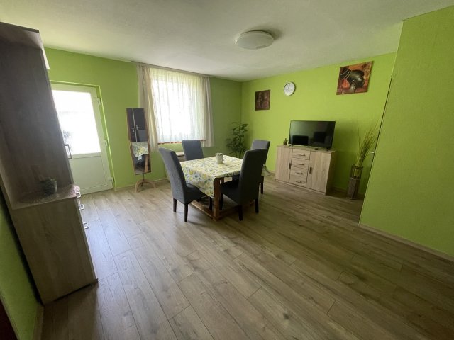 Eladó családi ház, Sümegen 74.9 M Ft, 7 szobás