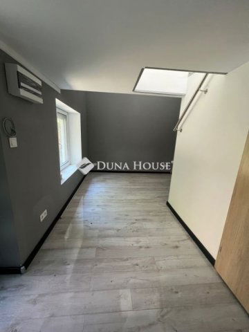 Eladó téglalakás, Budapesten, XI. kerületben 59.9 M Ft, 1 szobás