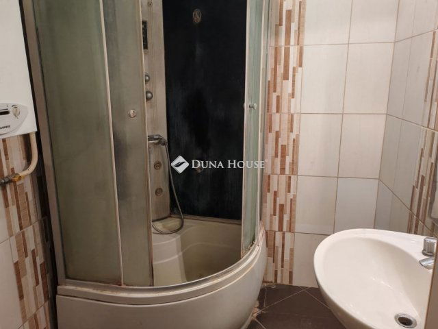 Eladó téglalakás, Szegeden 74.9 M Ft, 3 szobás