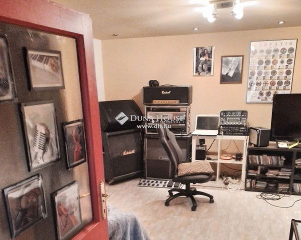 Eladó családi ház, Visegrádon 110 M Ft, 5 szobás