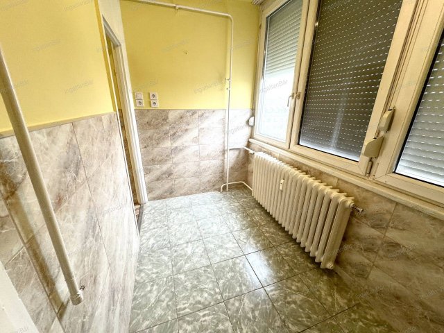 Eladó téglalakás, Mátészalkán 34.9 M Ft, 2 szobás