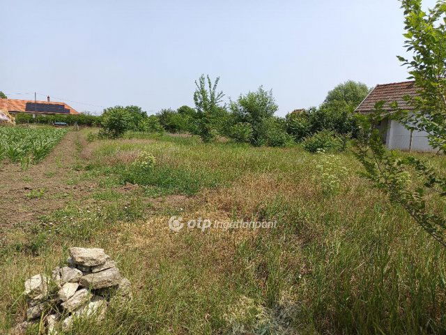 Eladó telek, Békéscsabán 4.5 M Ft / költözzbe.hu