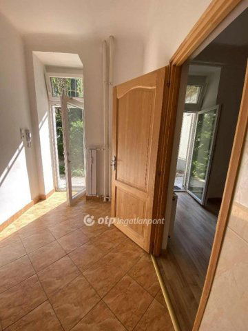 Eladó téglalakás, Budapesten, XI. kerületben 74.9 M Ft, 2 szobás
