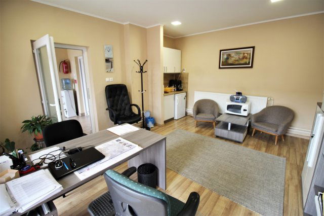 Eladó ipari ingatlan, Nagykállóban 199 M Ft, 3 szobás