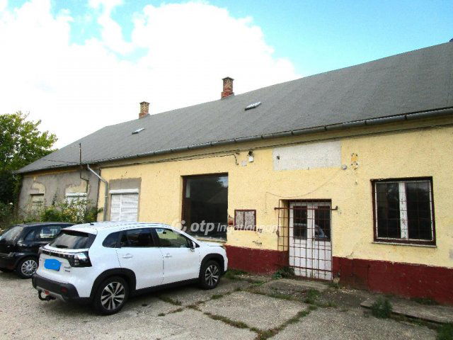 Eladó családi ház, Bárdudvarnokon 28.7 M Ft, 6 szobás