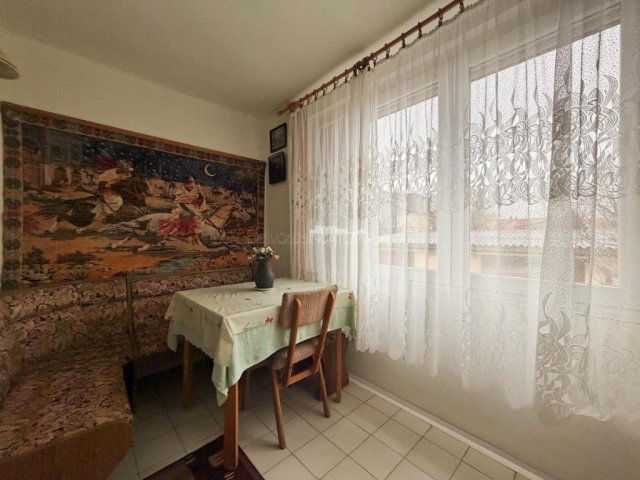 Eladó családi ház, Szombathelyen 49.9 M Ft, 2 szobás