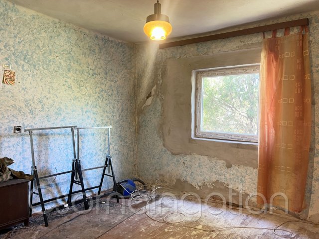 Eladó családi ház, Csornán 19.5 M Ft, 2 szobás