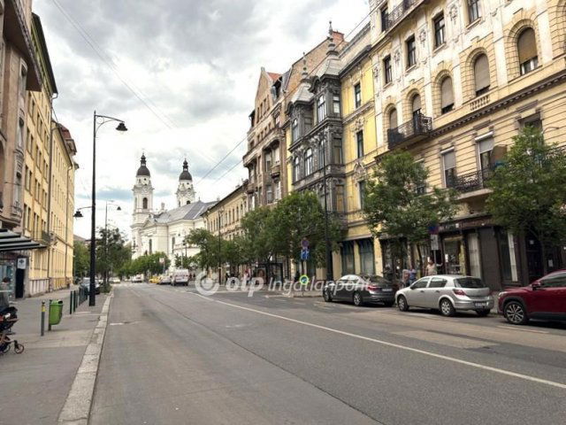 Eladó téglalakás, Budapesten, VIII. kerületben 78.9 M Ft